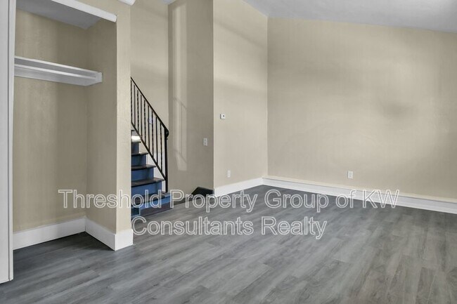 Foto del edificio - 1794 Genessee Ave