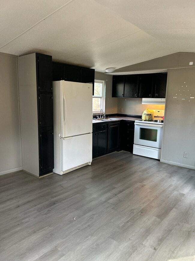 Foto del edificio - 719 Barren Hollow Rd