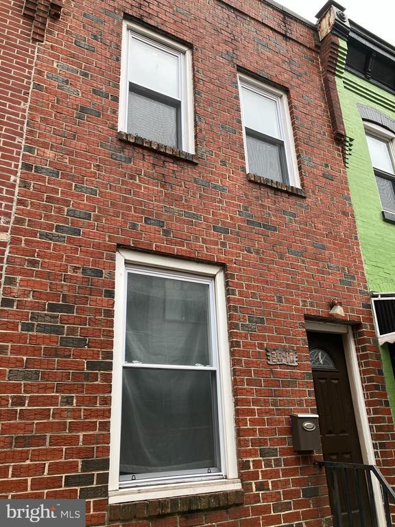Building Photo - 3040 W Harper St