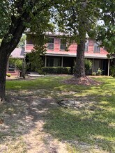 Building Photo - 1611 E Trinity Blvd Building Photo - 1611 E Trinity Blvd