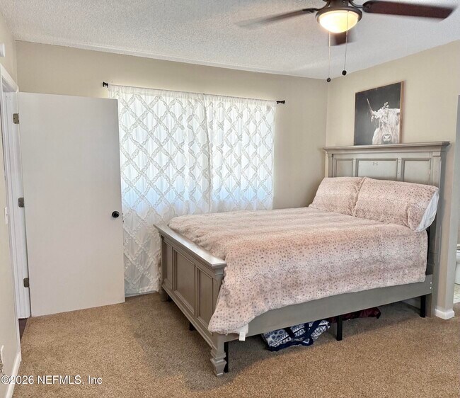 Foto del edificio - 845 SW Pecan St