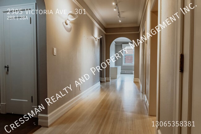 Building Photo - Beautiful 2 bed, 2 Bath apartment located Downtown Regina