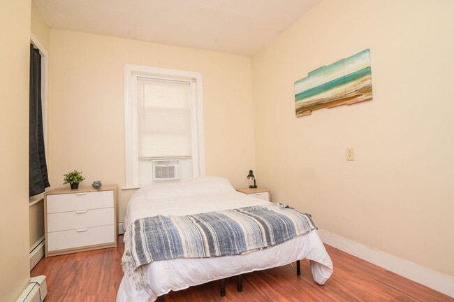 Photo - 5 Mark St (Boston, MA) Townhome