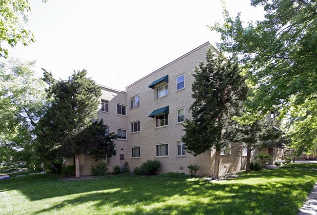 Audrey Pointe Condominiums