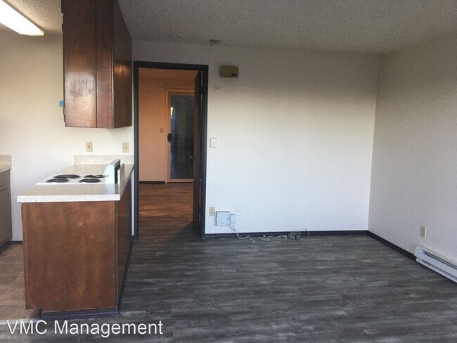 Foto del edificio - 6616-6630 202nd St SW