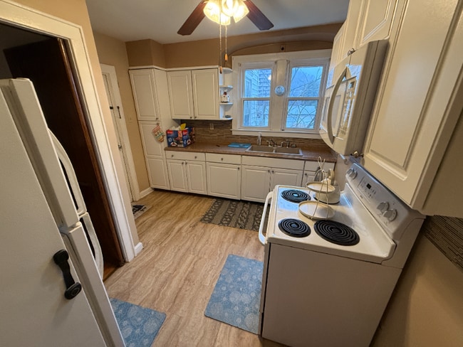 Building Photo - 639 Mulberry Ave