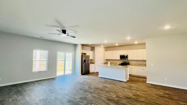 Foto del edificio - 116 Amethyst Dr