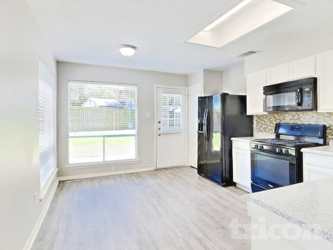 Building Photo - 19631 Coppervine Ln