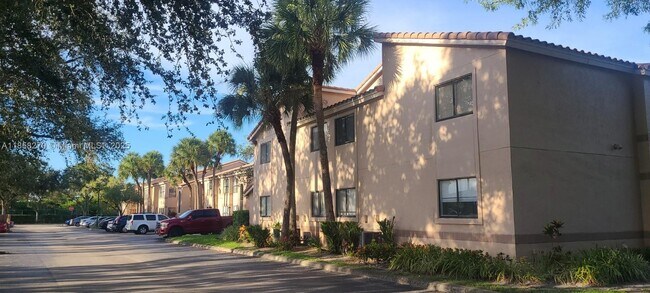 Foto del edificio - 2986 S University Dr