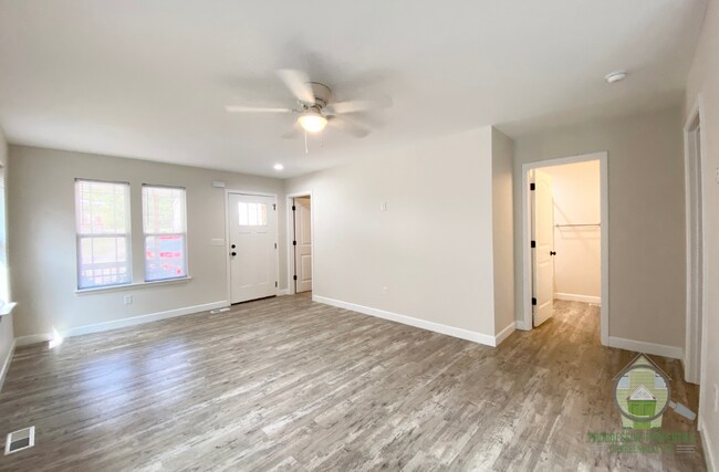 Foto del edificio - 128 Spring St