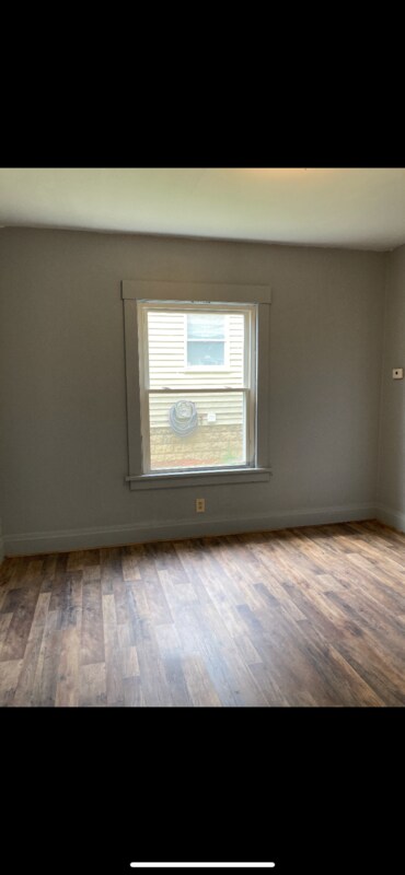 Building Photo - 600 Mc Clure Ave