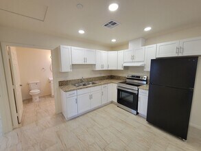 Building Photo - 473 Park Ave