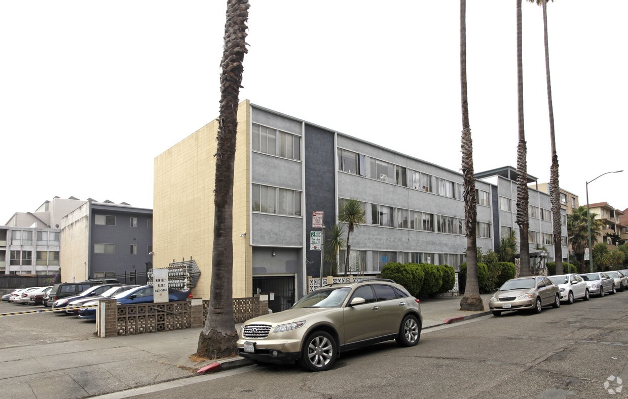 Primary Photo - Jackson Palms Apartment