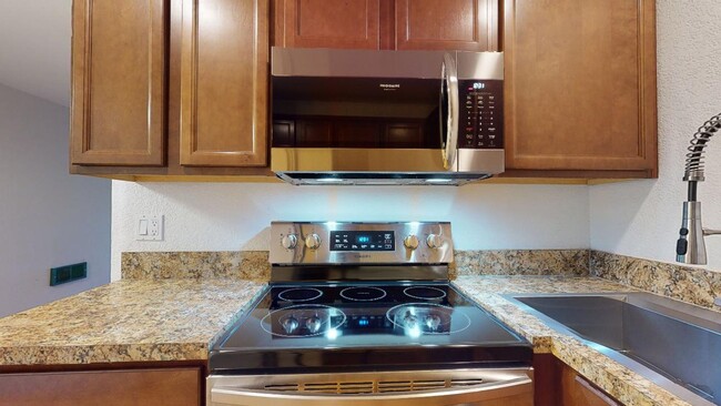 Building Photo - Private Lakefront Oasis in Sixty-01 Village