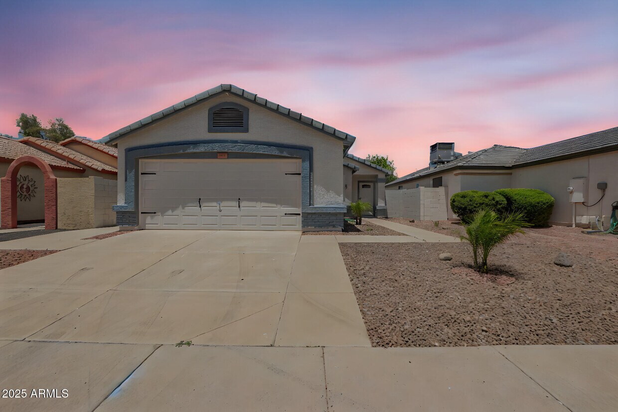 Foto principal - 3014 W Zachary Dr