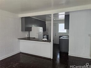 Building Photo - 94-819-819 Farrington Hwy