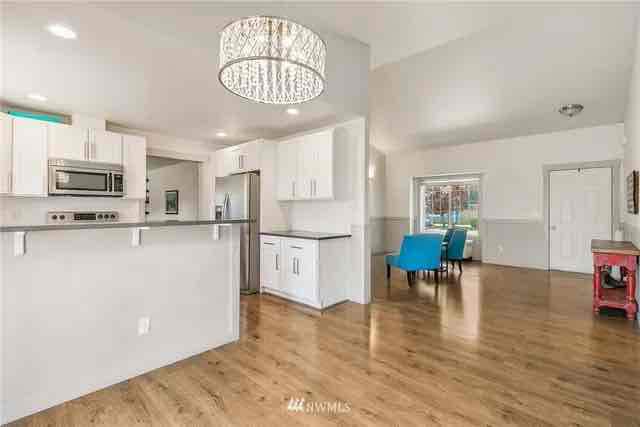 Foto del edificio - 8317 295th St S