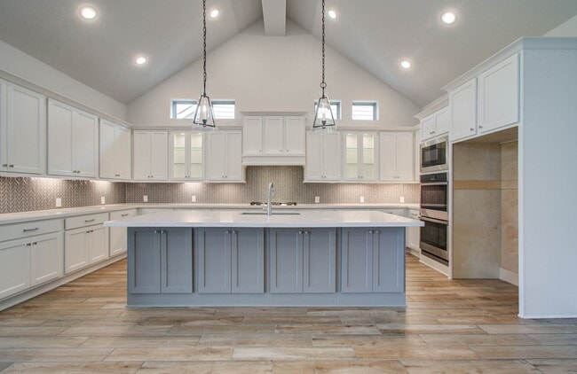 Building Photo - 28518 Jade Springs Ln