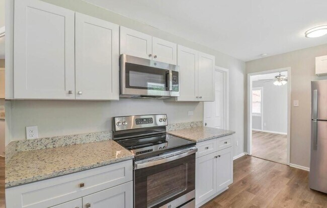 Foto del edificio - 1841 Haines St