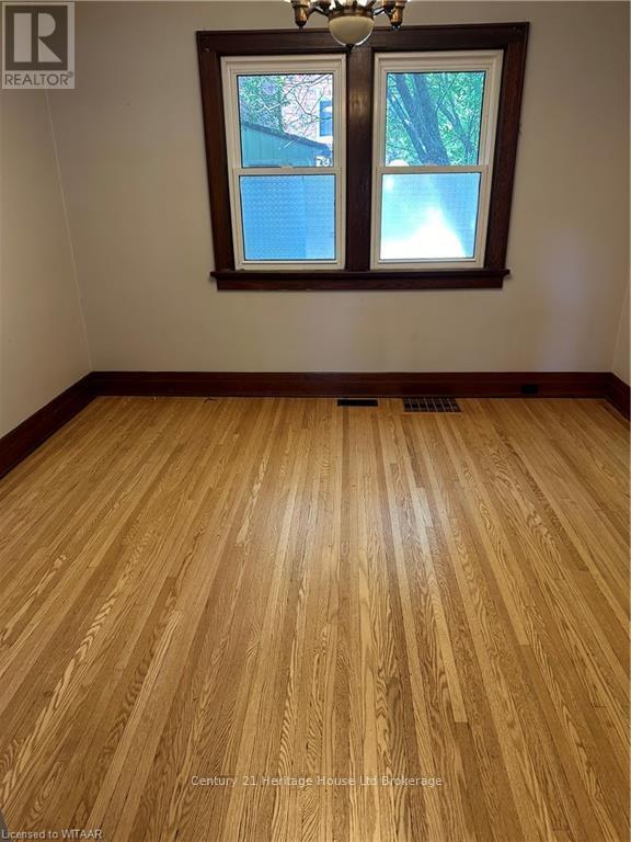 Photo du bâtiment - 361 Brant St