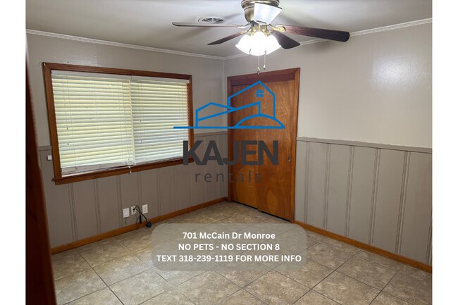 Foto del edificio - 701 McCain Dr