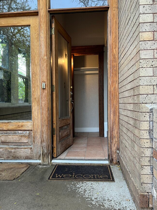 Foto del edificio - 2829 E 14th Ave