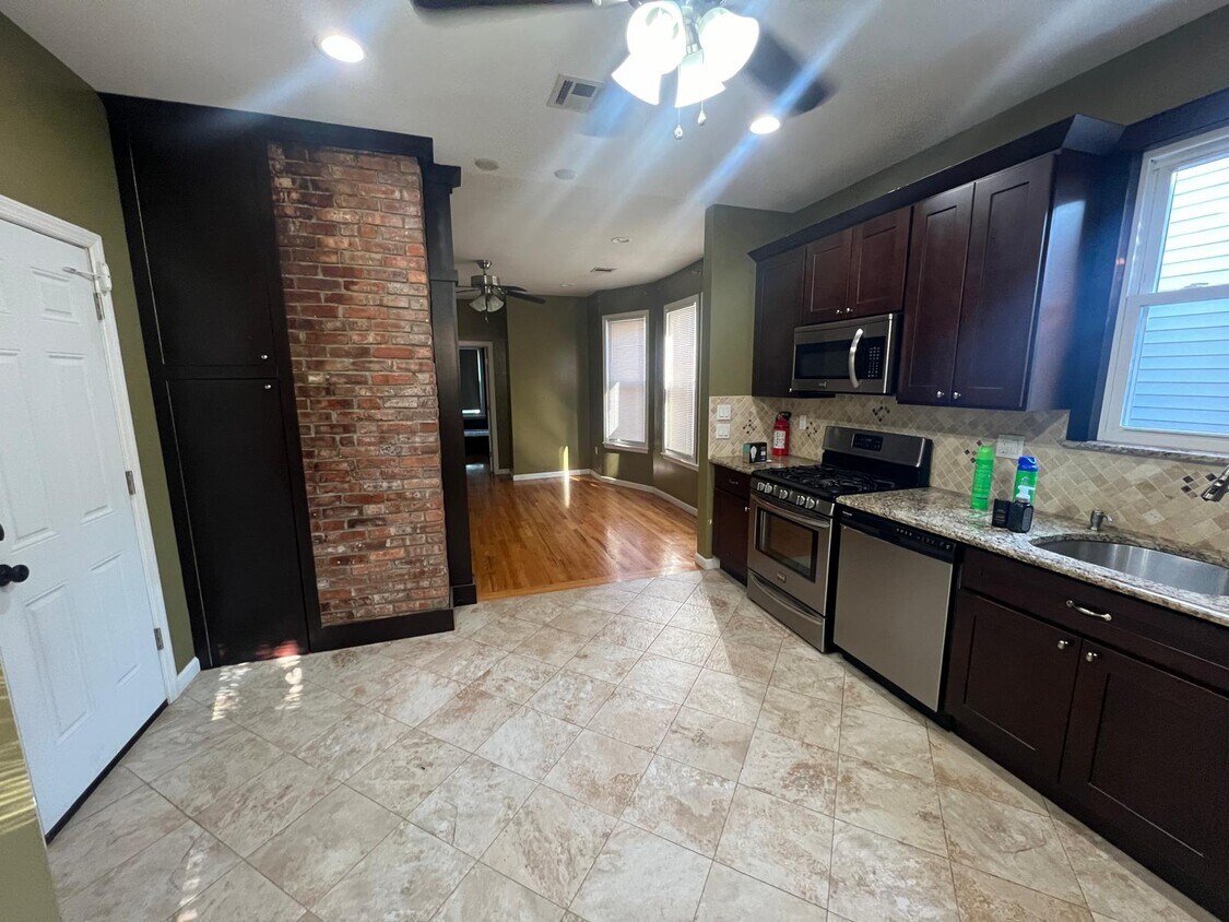 Foto principal - 432 Summer Ave