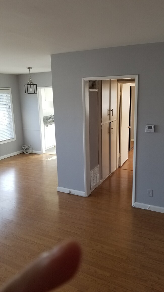 Foto del edificio - 7062 Lanewood Ave