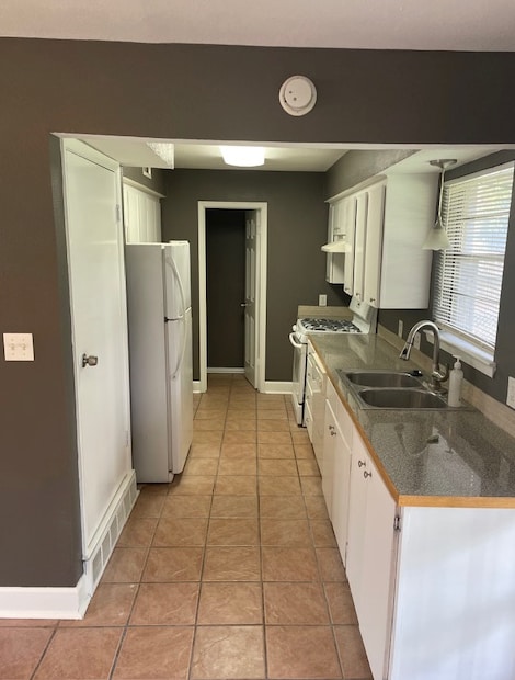 Foto del edificio - 104 Matthew Dr