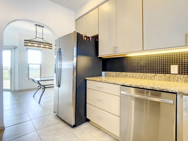 Building Photo - Bethune Beach 4 Bedroom 4 Bath