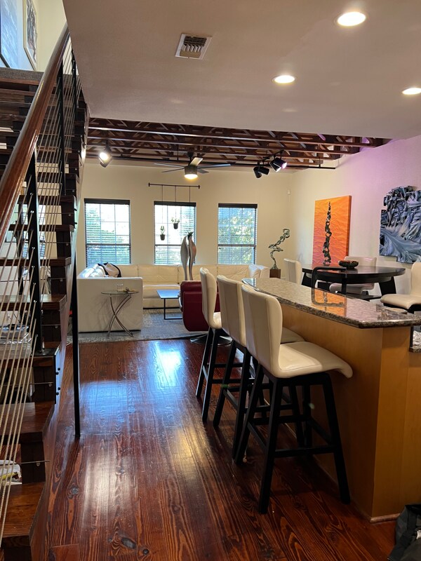 Foto principal - 1618 Elgin St