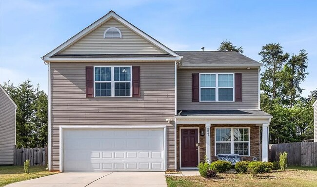 Building Photo - 4 Bedroom 3 Bath Pet Friendly Rental!