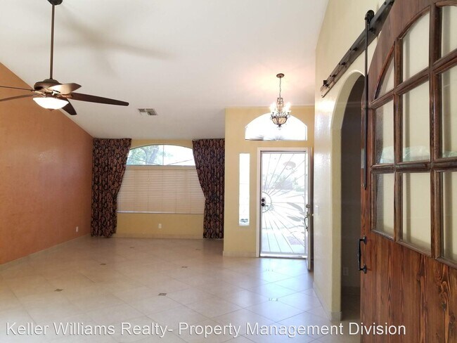 Foto del edificio - 3 br, 2 bath House - 1520 E Park AVE, 2126...