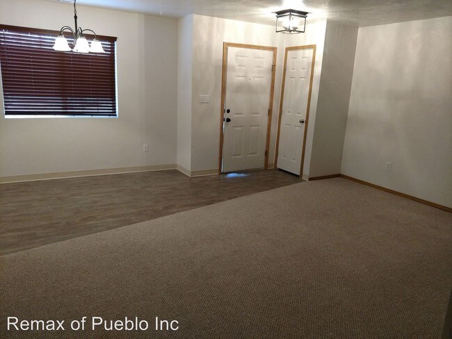 Foto del edificio - 3 br, 2 bath House - 2706 WINNIPEG ST