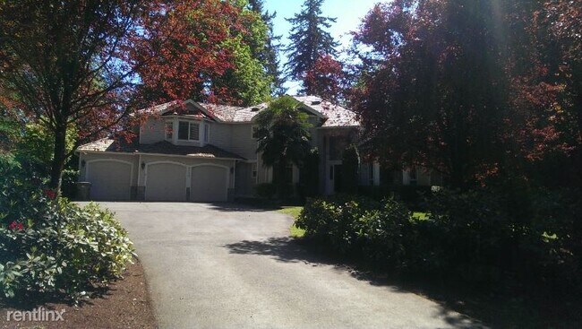 Building Photo - 5 br, 3 bath House - 6120 172nd St SE