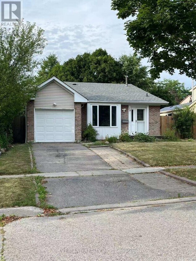 Primary Photo - 28 Brooksbank Crescent