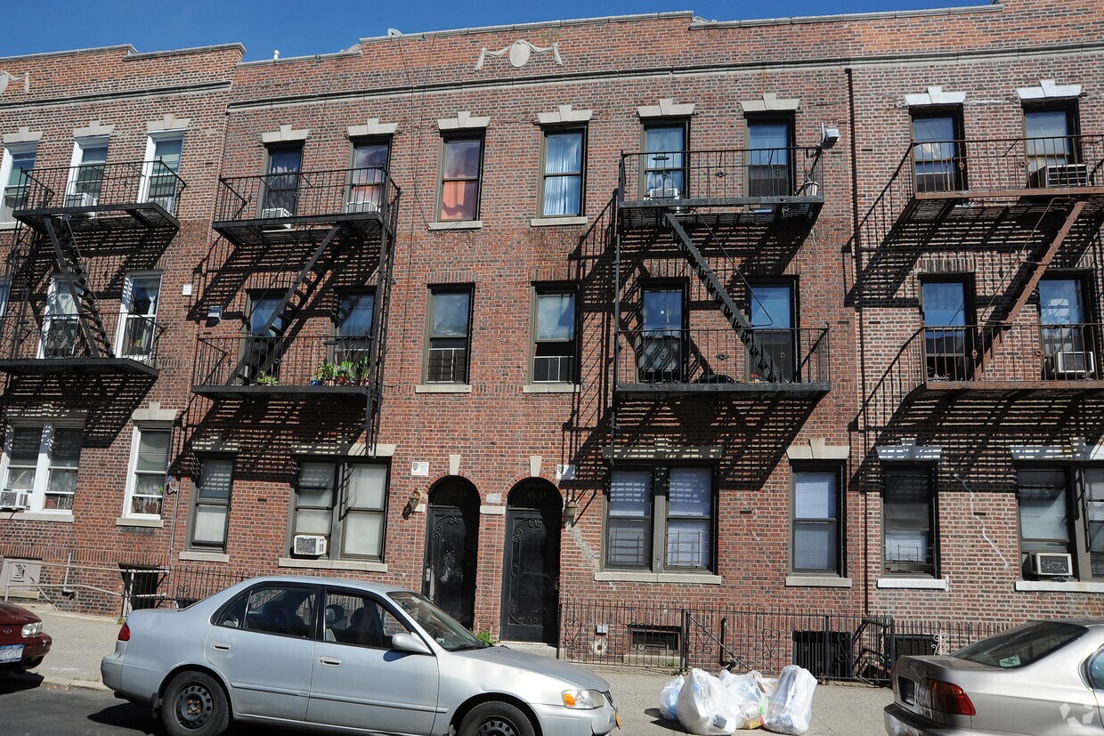 Building Photo - 45-49 40th St