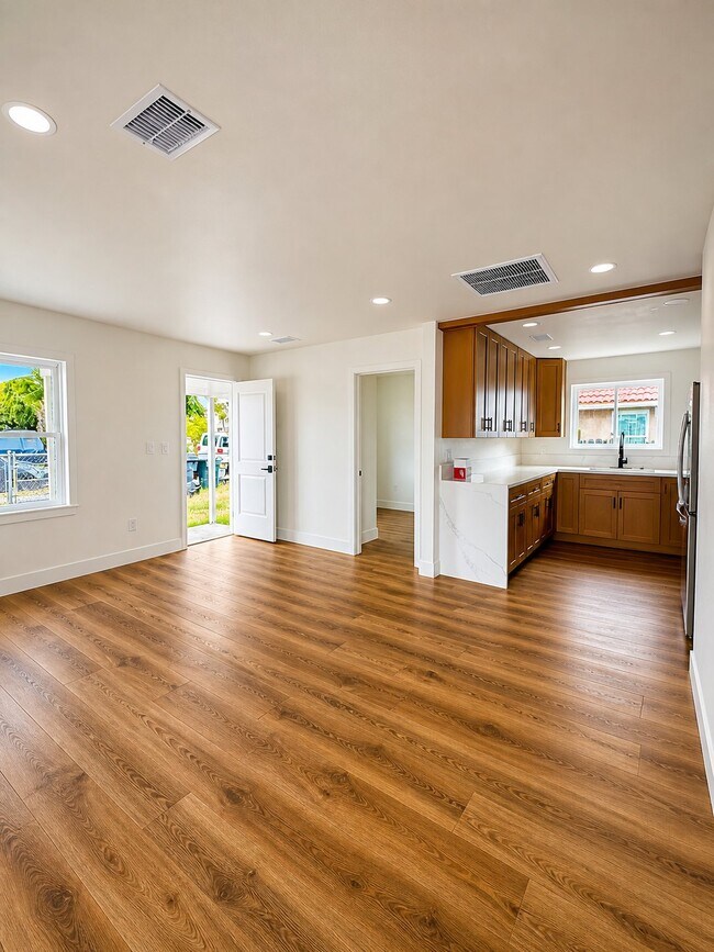 Foto del edificio - 8806 Chantry Ave