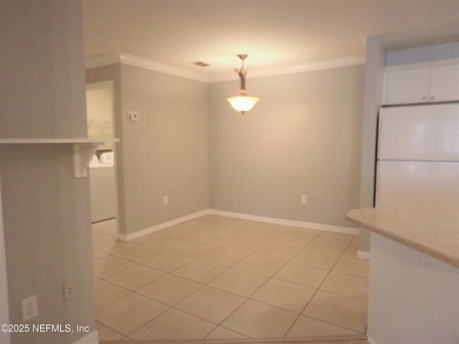 Foto del edificio - 3591 Kernan Blvd S