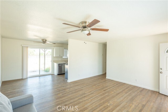 Building Photo - 9897 Redwood Ave