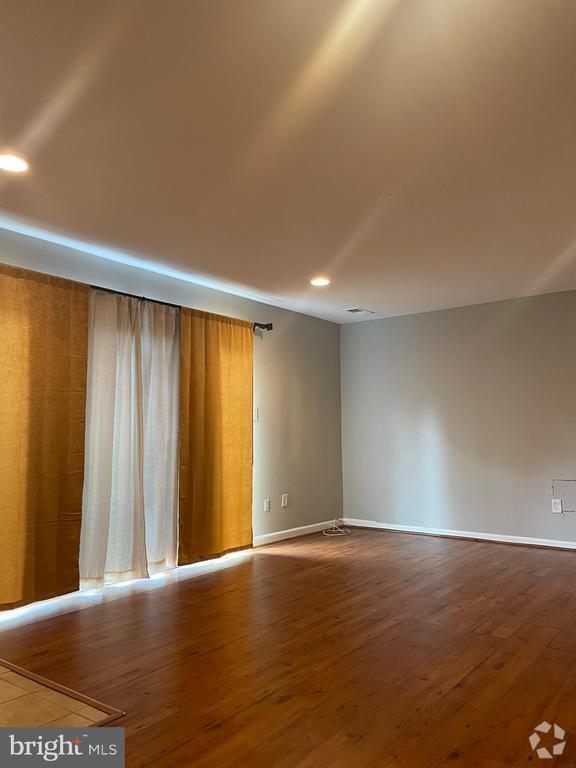 Building Photo - 8508 Forrester Blvd