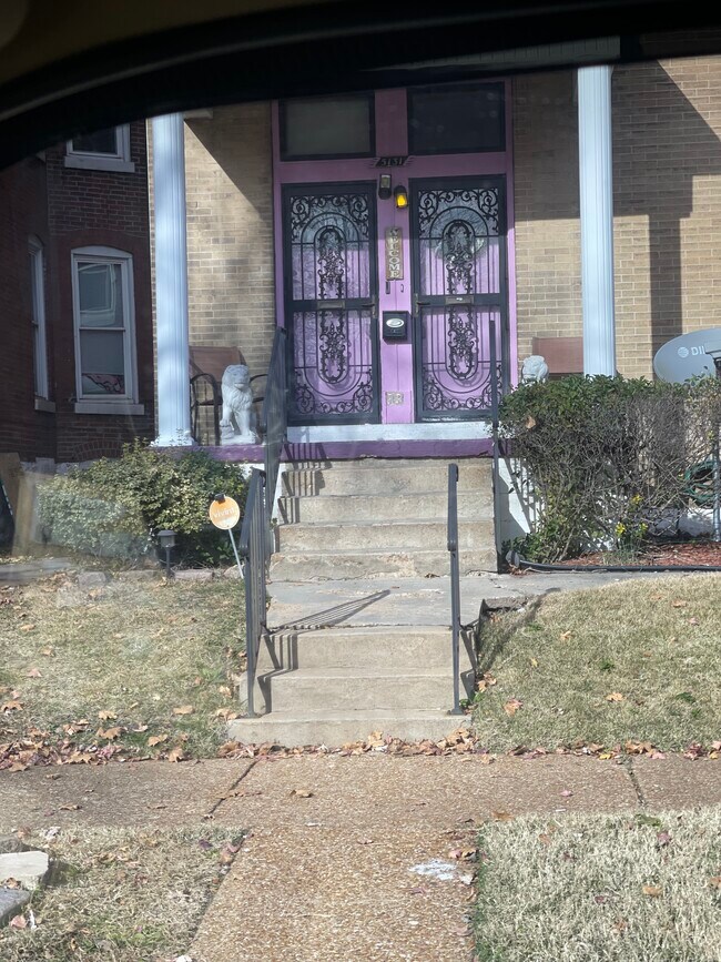 Foto del edificio - 5131 Cates Ave