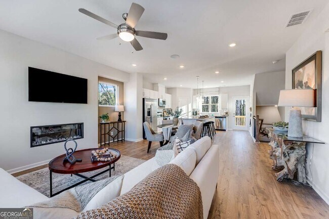 Foto del edificio - 5731 Plaza Dr SE