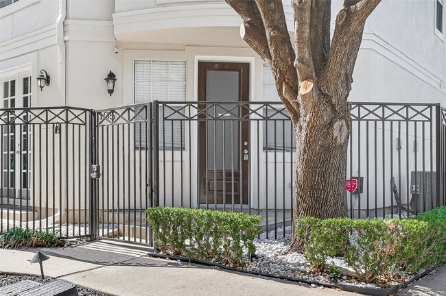 Foto del edificio - 105 Detering St