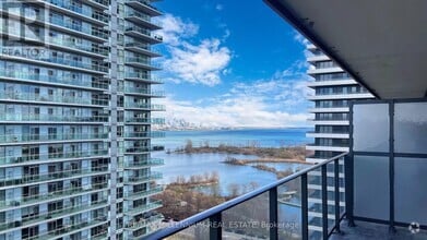 Building Photo - 30-1530 Shore Breeze Dr