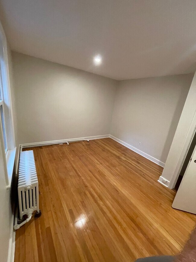 Building Photo - Large two bedroom + office w/garage parking