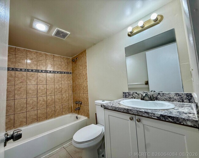 Foto del edificio - 700 SW 81st Ave