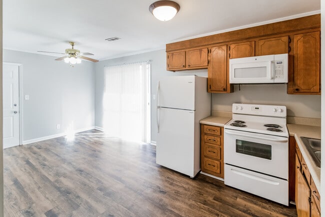Building Photo - 124 Jean Wells Dr