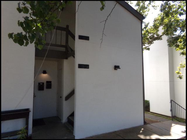 Foto principal - 1311 N University Ave