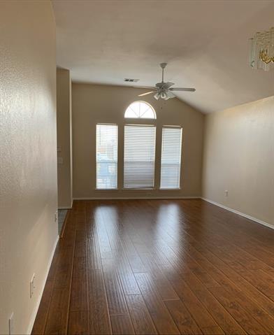 Building Photo - 243 Lake Travis Dr